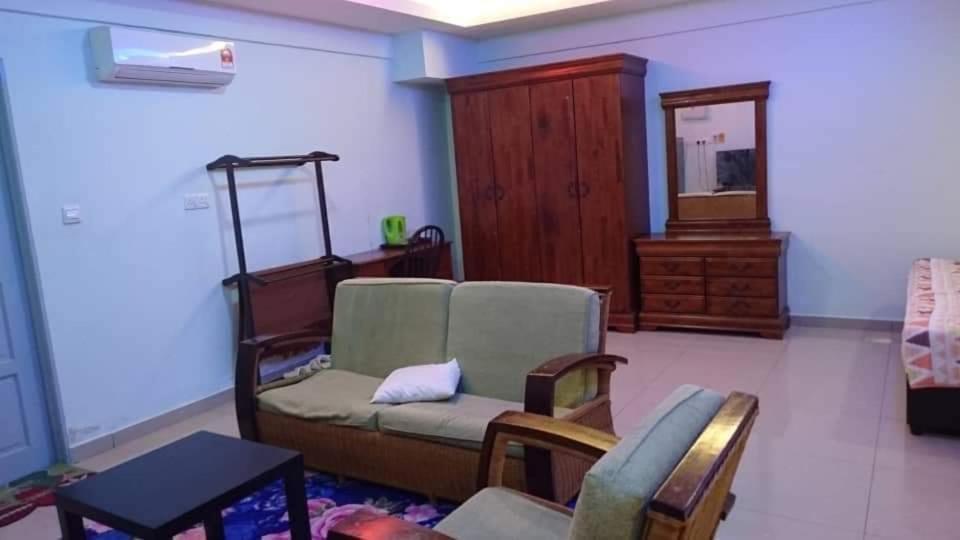 Dd Empire Homestay Kuala Selangor Exteriör bild