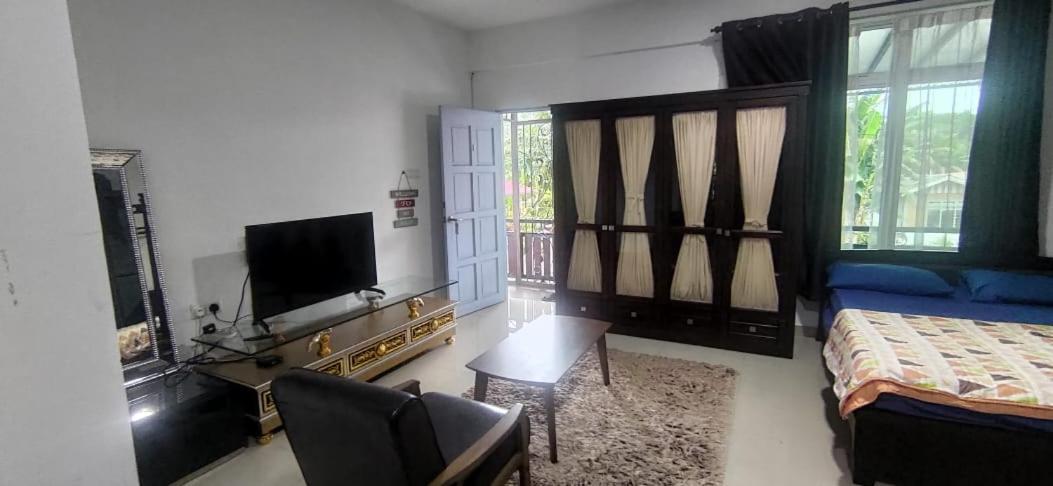 Dd Empire Homestay Kuala Selangor Exteriör bild